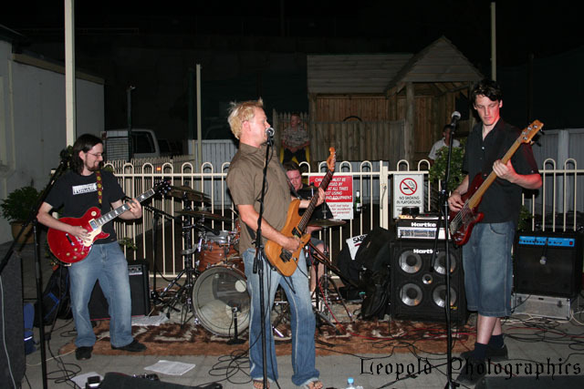Band1.jpg